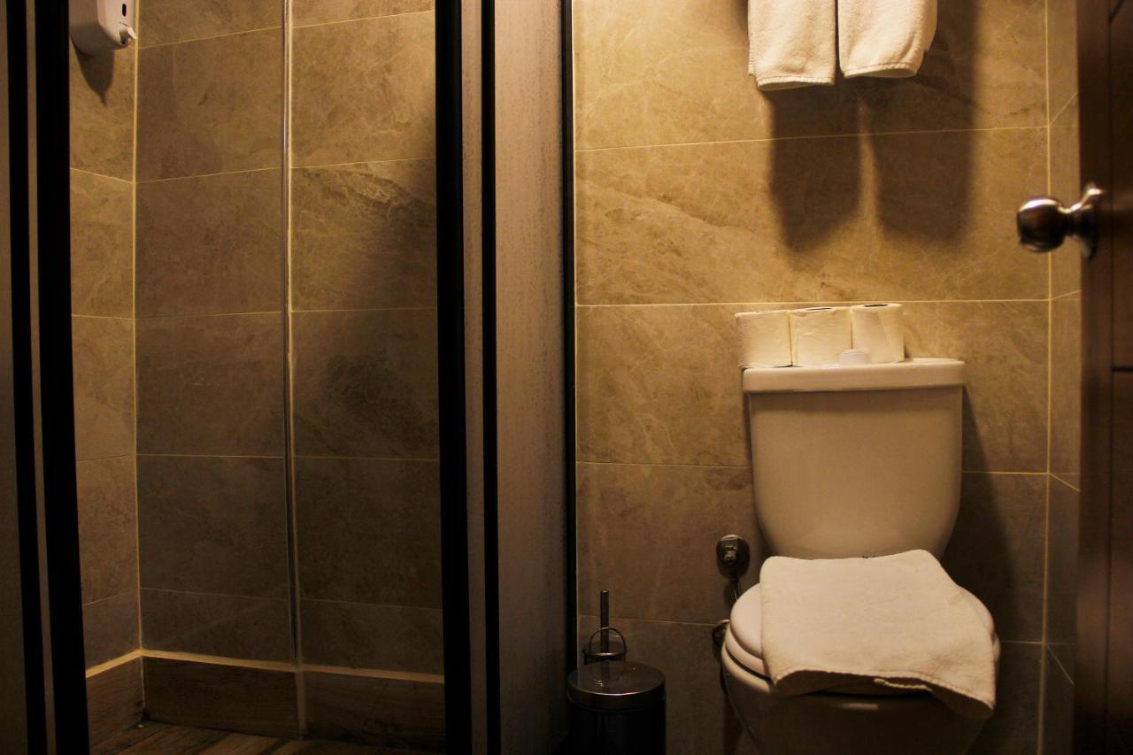 Gross Hotel Istanbul Bagian luar foto