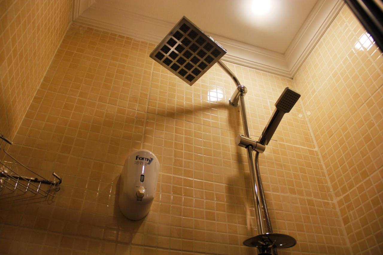 Gross Hotel Istanbul Bagian luar foto